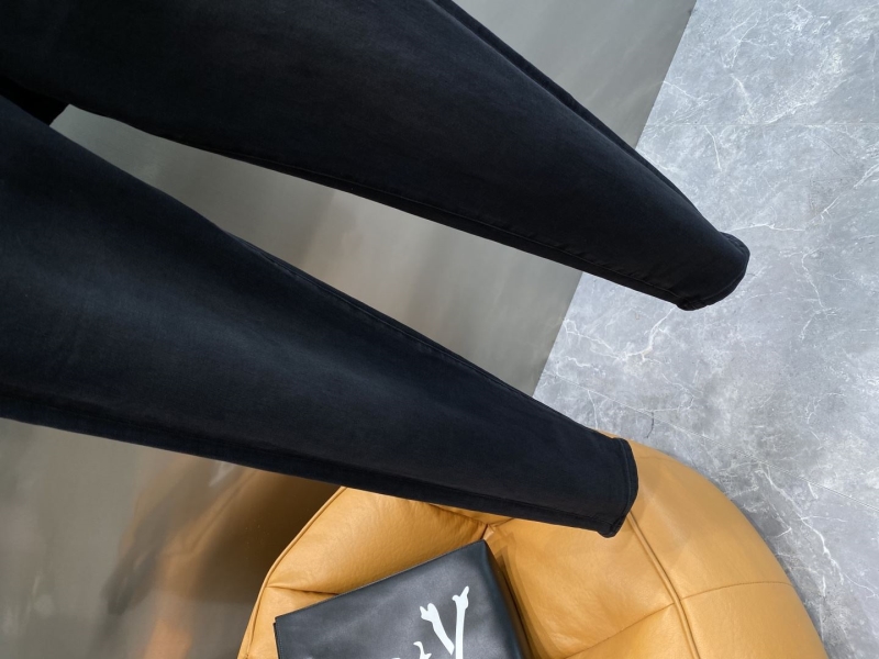 Bv*b*rry jeans